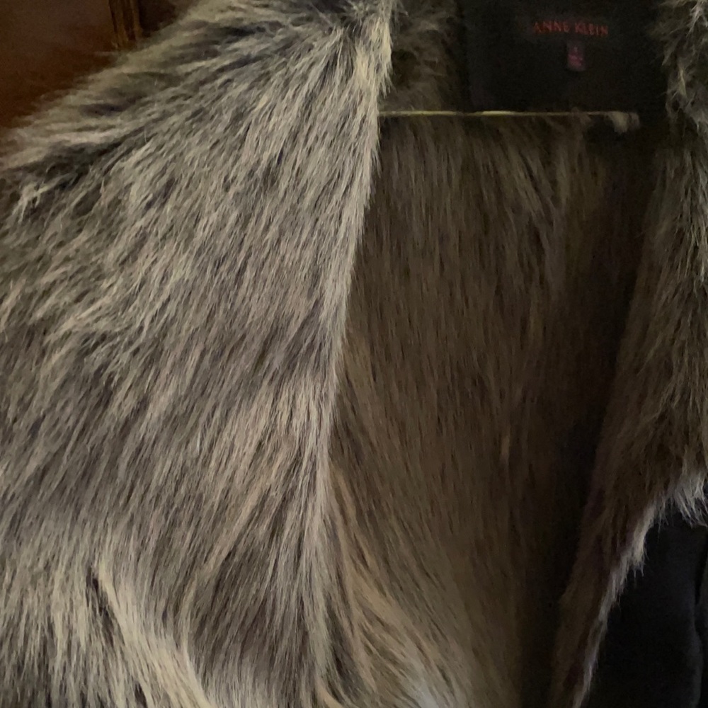 Coat - Picture 2 of 3